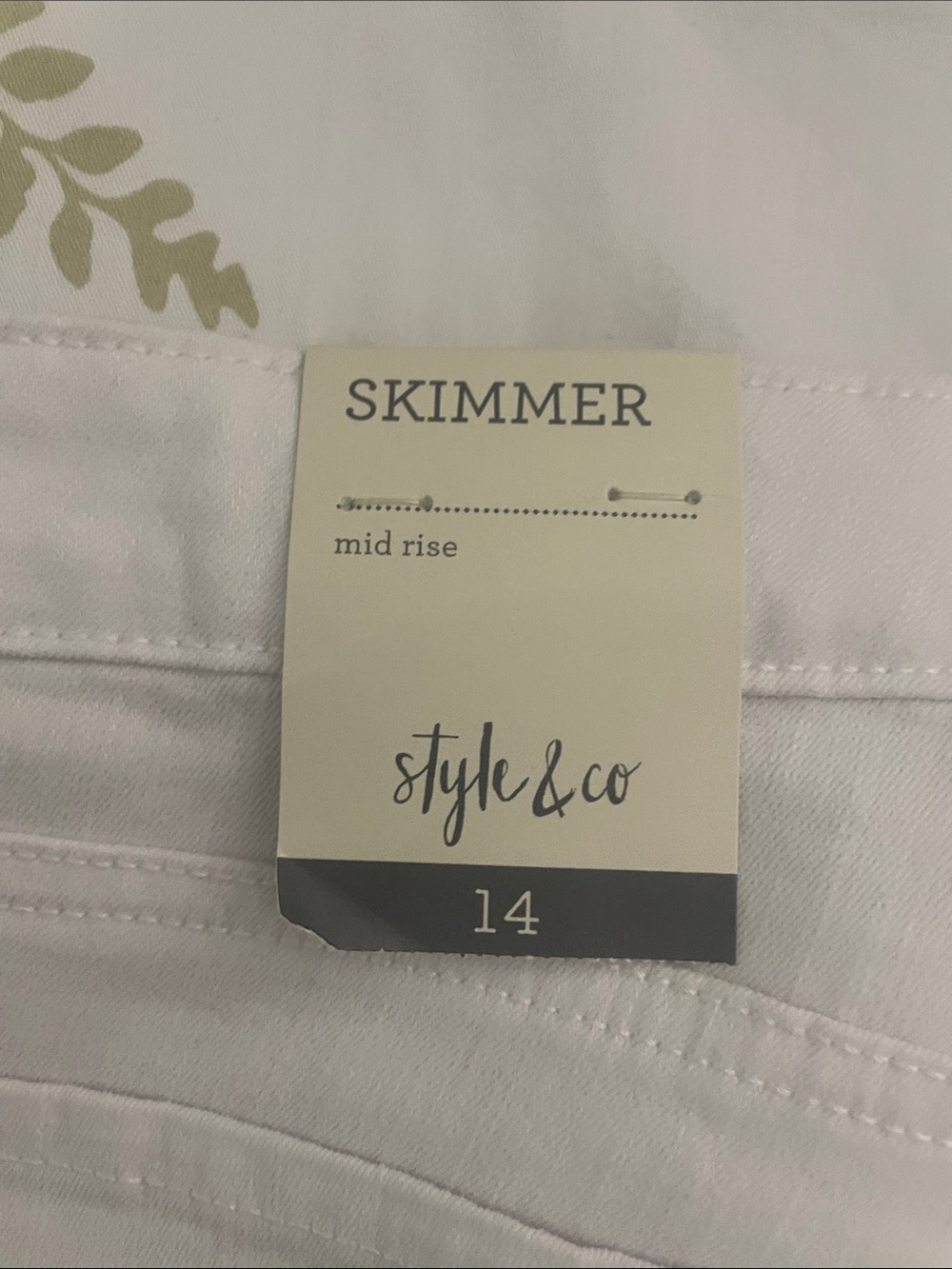 Style & Co. White Cropped Jean shorts size 14 - Picture 4 of 10